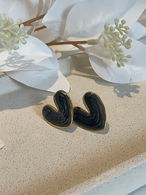 Boucle d’oreille cœur noir