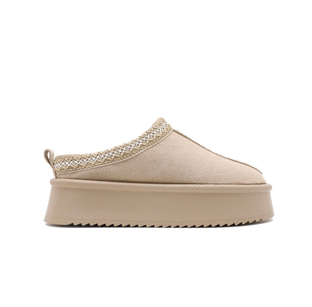 CHAUSSONS PLATEFORMES BEIGE